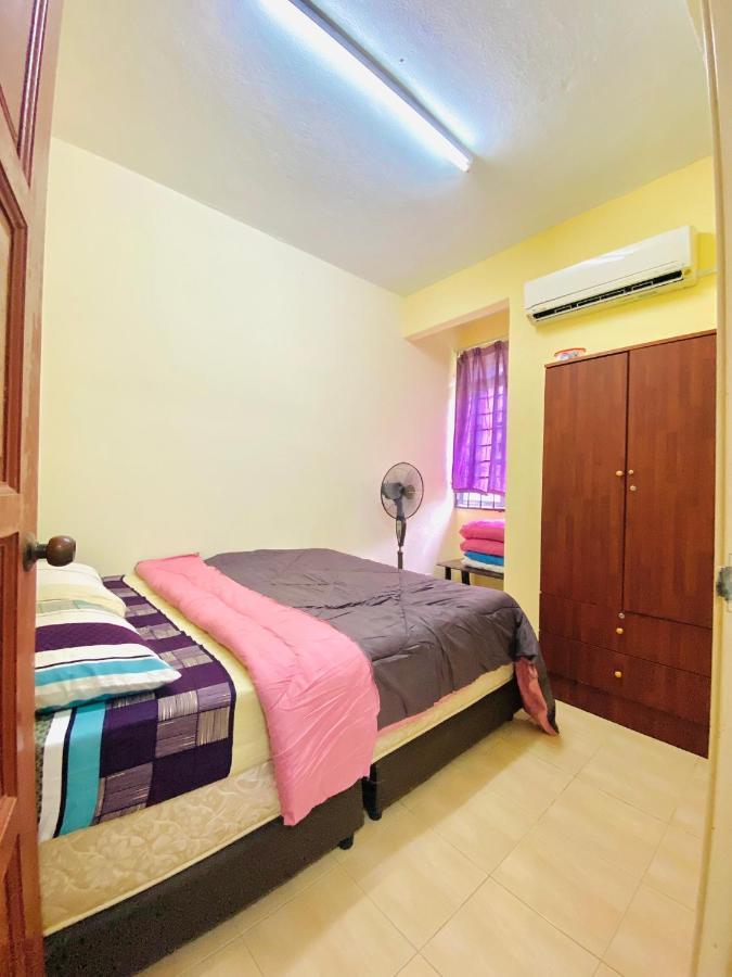Smilez Homestay H102 & A306 At Pd Perdana Kondo Resort Port Dickson Kültér fotó
