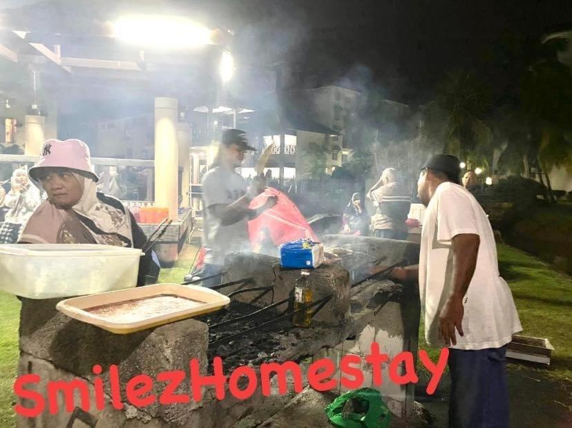 Smilez Homestay H102 & A306 At Pd Perdana Kondo Resort Port Dickson Kültér fotó